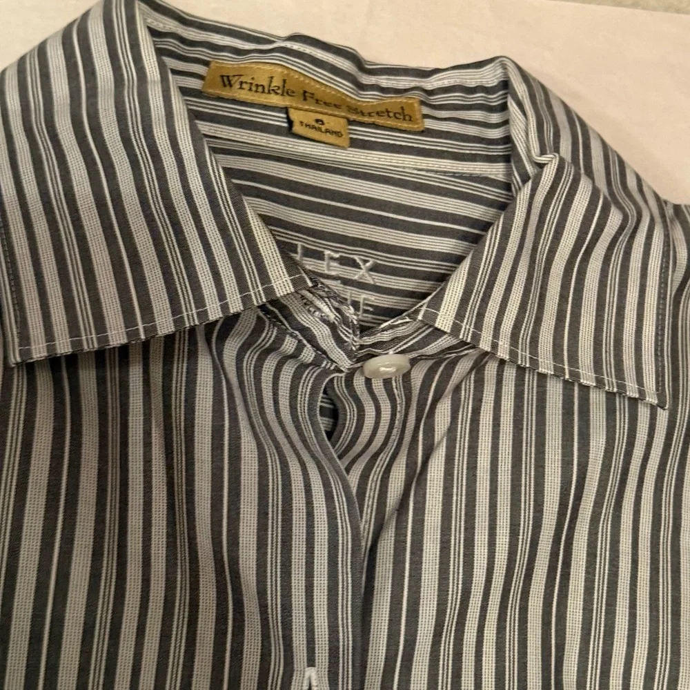 7 Eddie Bauer, Alex Marie, Kenar Button Down Bundle - Picture 10 of 16